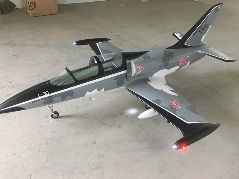 Aero L-39 — 2.6 m photo 28